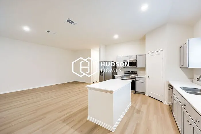 117 Kylie St — Photo 4