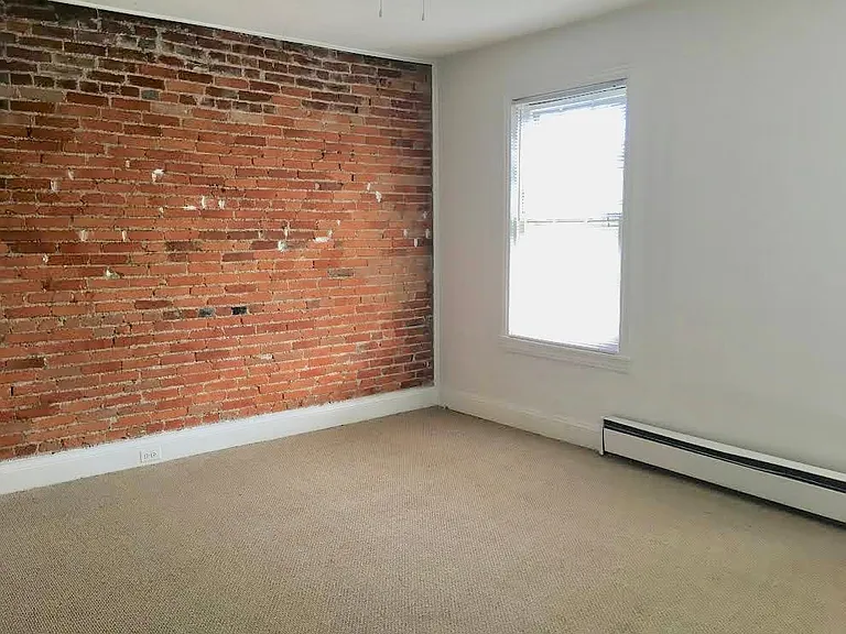 528 N 19th St #3 — Photo 17