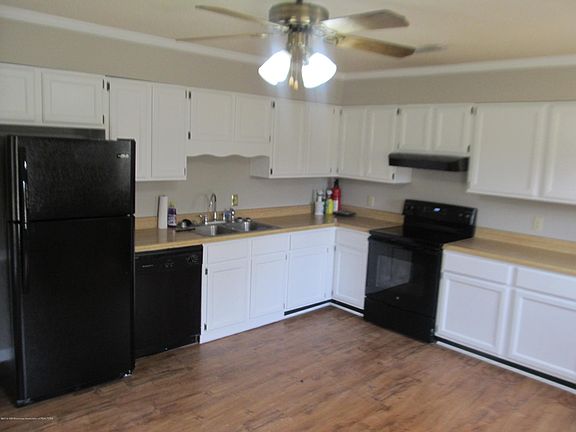 3rd image of 701 Greencliff Dr
