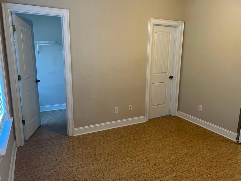 7729 Acc Blvd — Photo 25