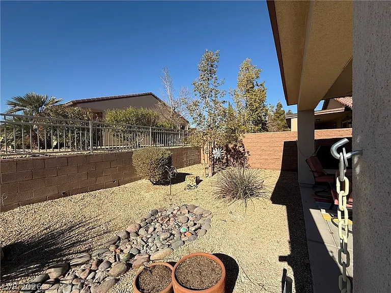 5841 Montina Vines St — Photo 19