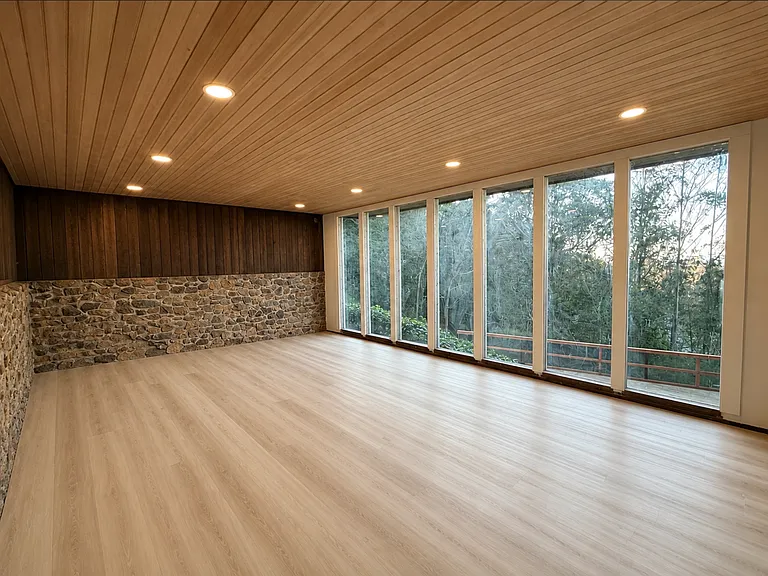 2 Wolfback Ridge Rd — Photo 3