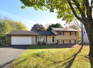 10218 Orleans Ln N, Maple Grove, MN 55369