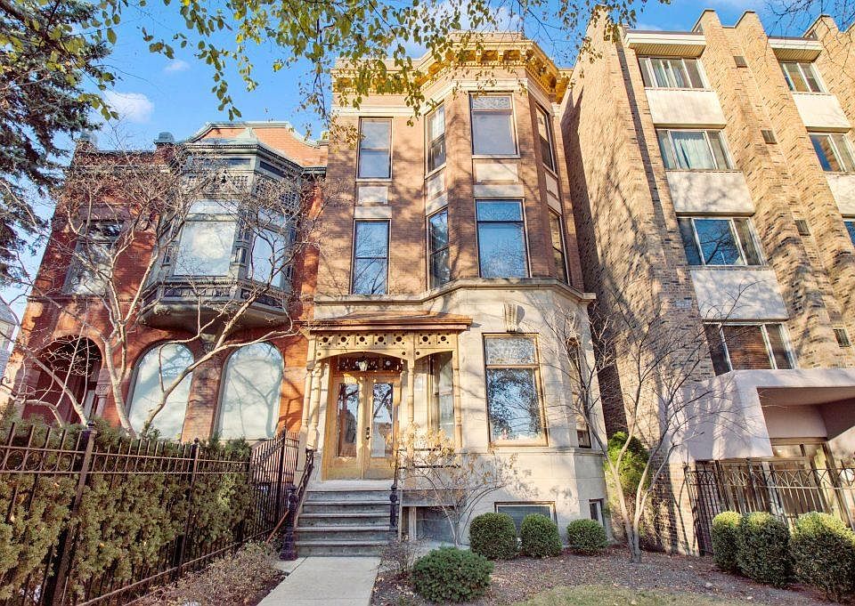 1st image of 514 W Fullerton Pkwy #3