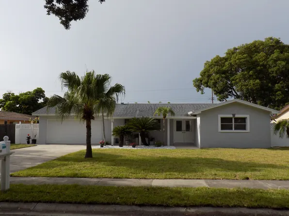 13189 87th Ave, Seminole, FL 33776
