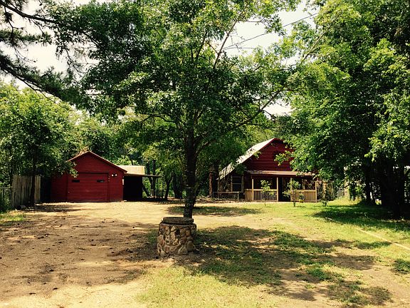 Rustic home on a creek!