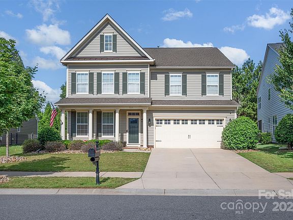 2nd image of 205 Blossom Ridge Dr