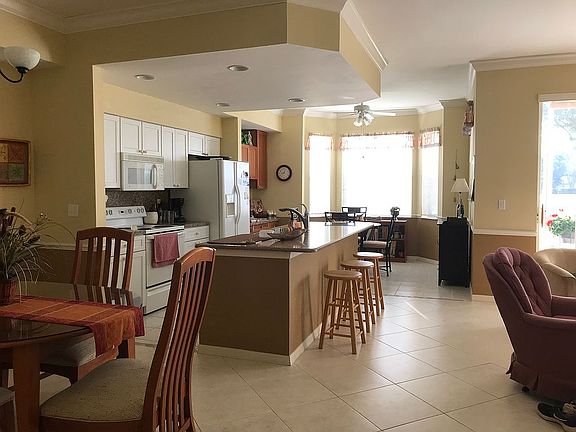 4th image of 20691 Country Creek Dr Unit 1315