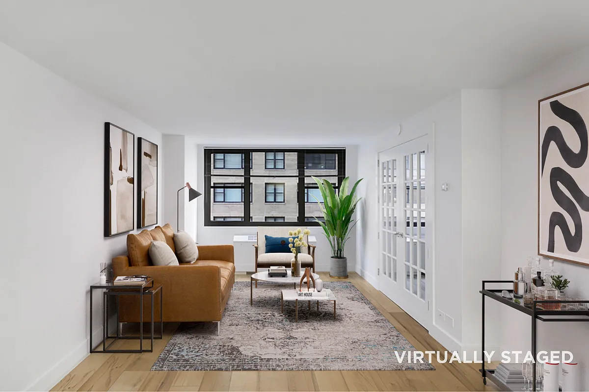 Photo 1 of 31 - 315 W 57th St #7A - Manhattan, NY Primary Photo - 315 W 57th St #7A