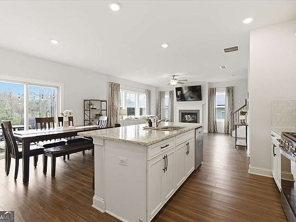 5th image of 511 Payne Rd