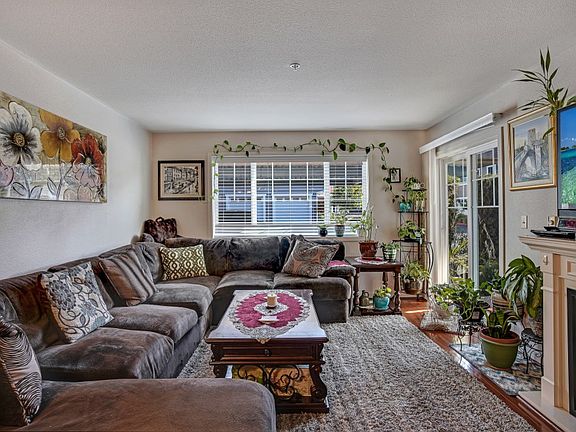 5th image of 13405 97th Ave E Unit 106