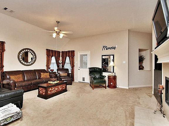 3rd image of 6122 Lakenshire Falls Ln