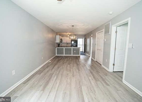 3rd image of 35948 Haven Dr #D101