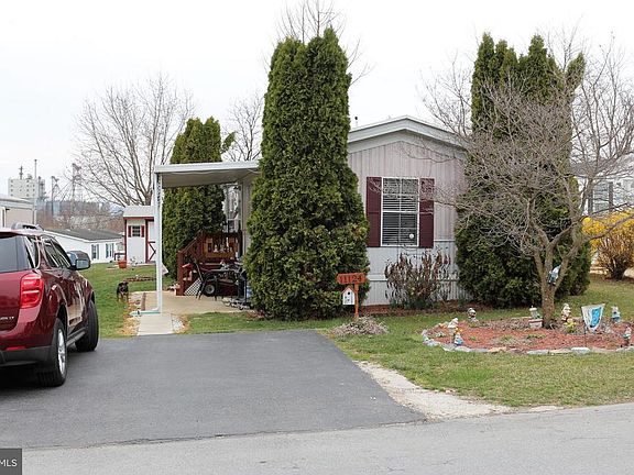 2nd image of 11124 Lakeview Dr