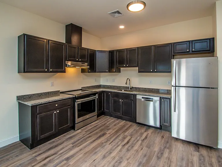 30 Alpine Place Dr #104 — Photo 7