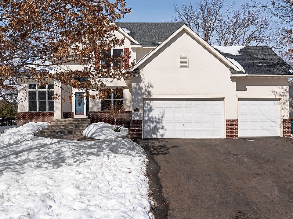 1st image of 2083 117th Ln NE