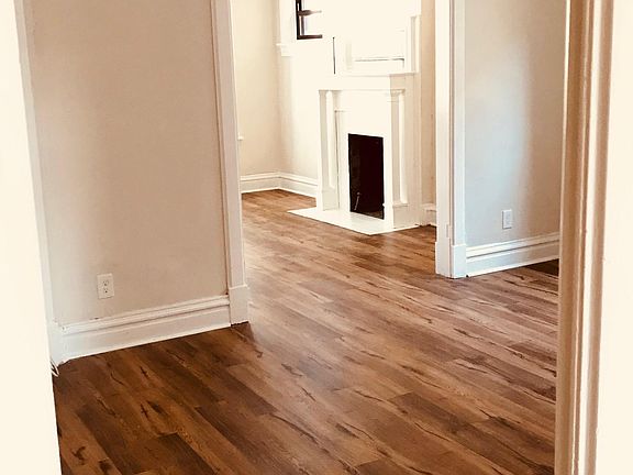 3rd image of 5878-2 Delmar Blvd #58782