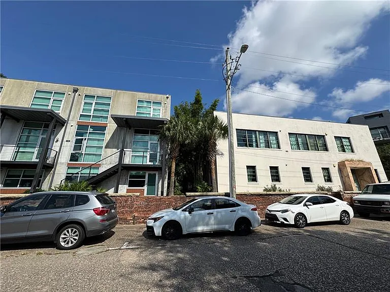 528 Selma St #B — Photo 6