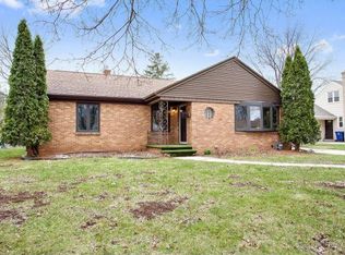 1193 Oregon St, Green Bay, WI 54303