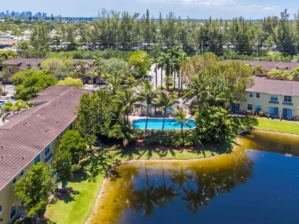 2851 W Prospect Rd Unit 505, Tamarac, FL 33309
