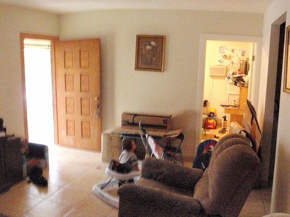 4th image of 6211A Newell St
