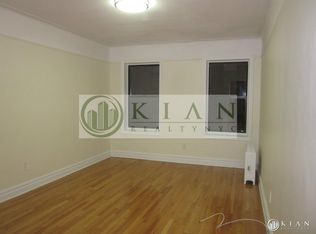 4308 40th St #3E, Sunnyside, NY 11104