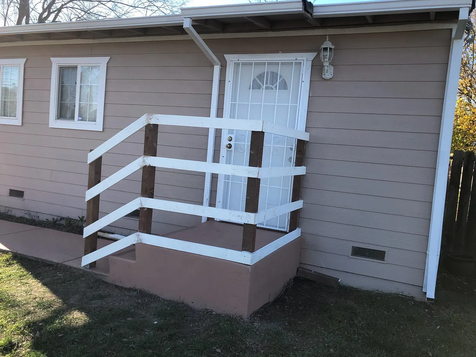 3 bed, 800 sqft, $2,350 — Photo 3