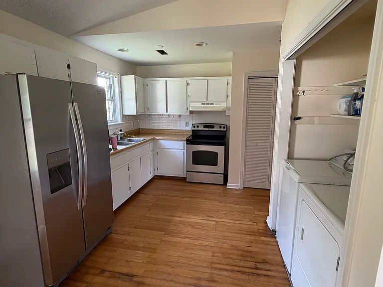 2339 Piping Tree Ferry Rd — Photo 4