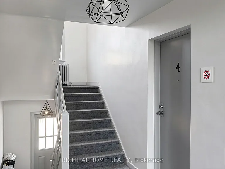 10 Wadsworth Blvd #4 — Photo 2