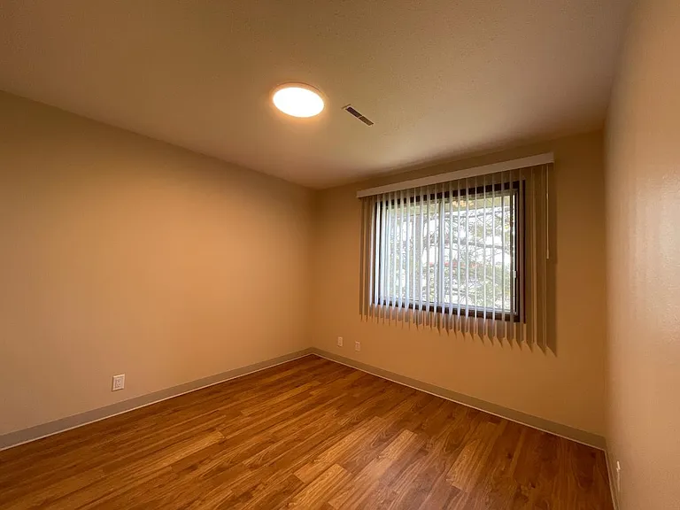 3306 Grand Ave #9 — Photo 7