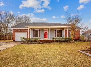 3813 Constance Rd, Hope Mills, NC 28348