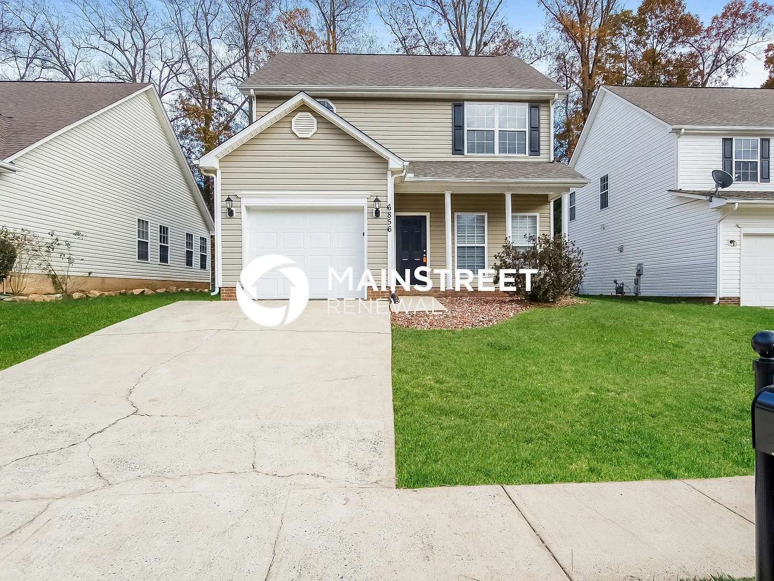 6856 Brachnell View Dr — Photo 1