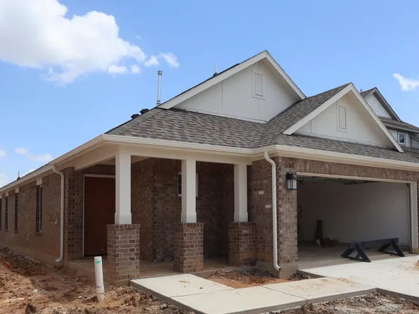 8318 Blue Shell Ln, Cypress, TX 77433