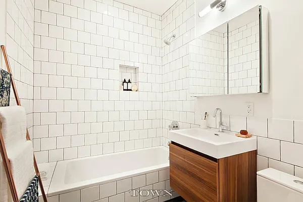 Rented by Town Residential | media 21