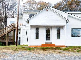 1908 Richmond Hwy, Tappahannock, VA 22560