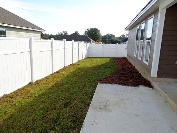 5th image of 4400 Wisteria Ln