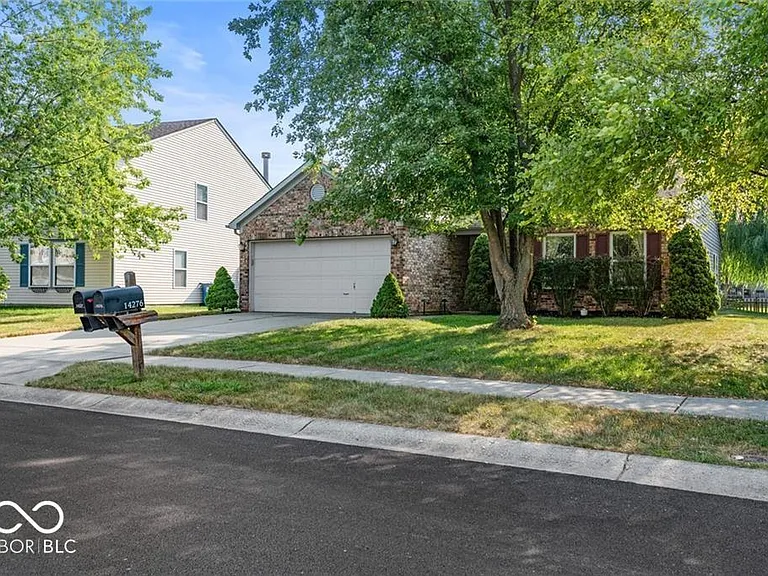 14277 Orange Blossom Trl — Photo 3