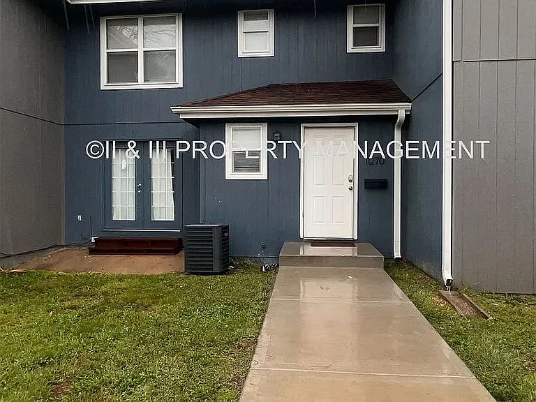 1st image of 11270 Bales Ave