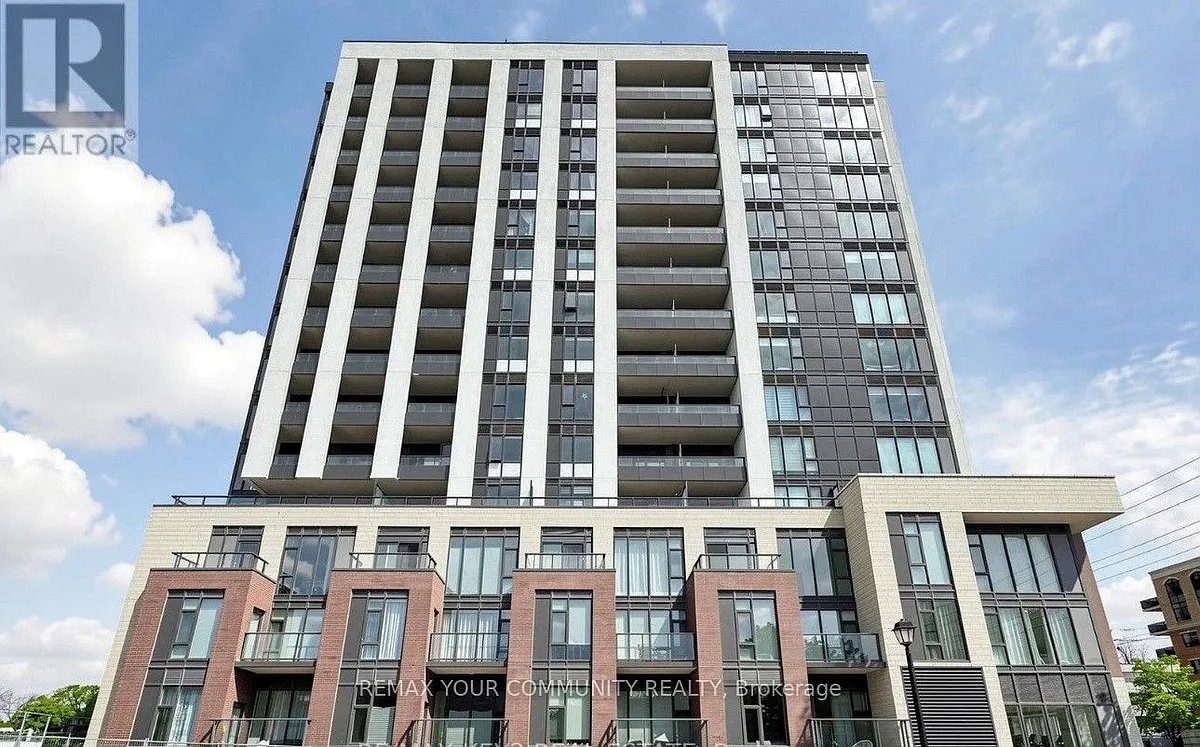Photo 1 of 23 - 705 Davis Dr #403 - Newmarket, ON Primary Photo - 705 Davis Dr #403