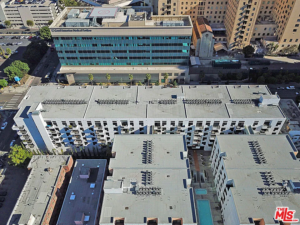 1 bed, 1.0 bath, 830 sqft, $2,650 — Photo 3