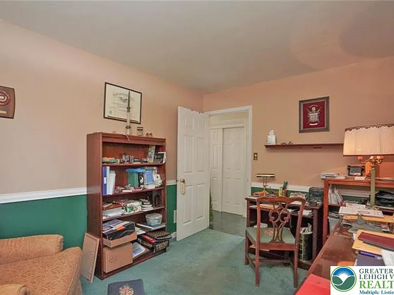 1319 Shady Ln — Photo 37