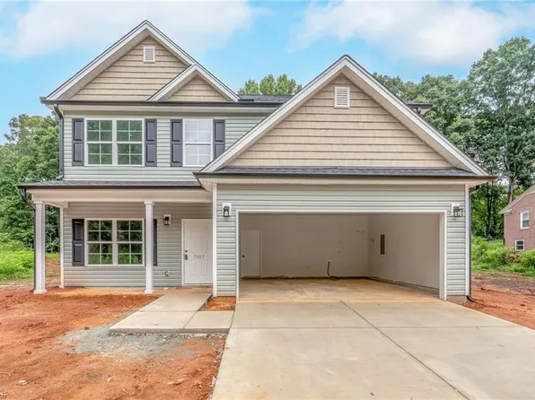 7557 Peggy Dr, Clemmons, NC 27012