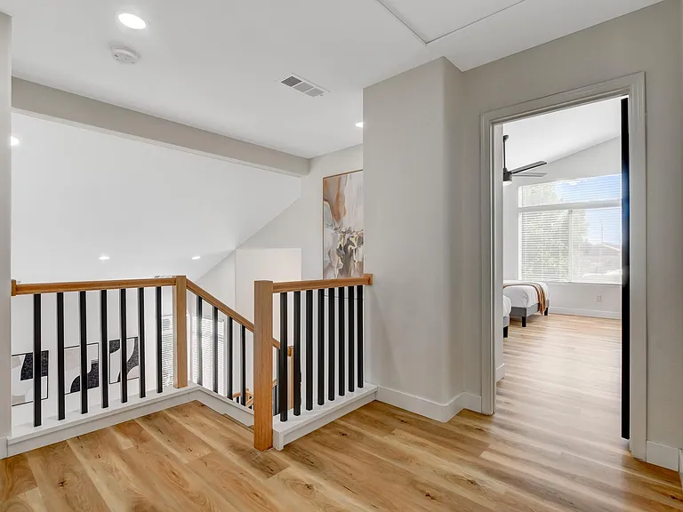 457 Compo Ave — Photo 33