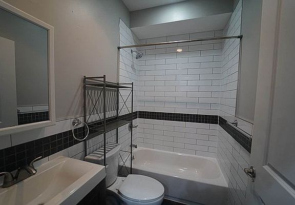 4th image of 424 E 142nd St #5