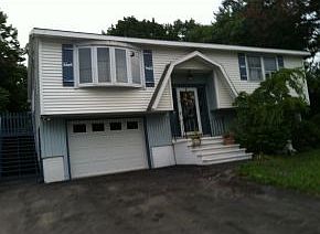 2nd image of 335 Broad St