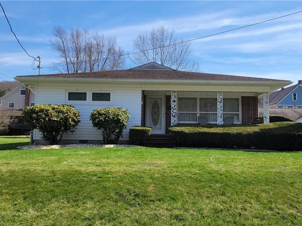 330 Clark St, Hooversville, PA 15936