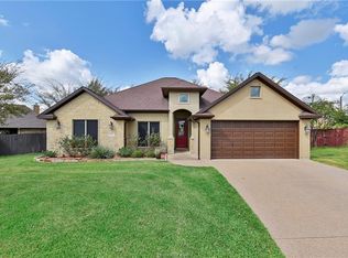 2913 Agee Ct, Bryan, TX 77808