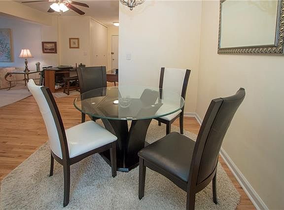 5th image of 360 Westchester Ave APT 610