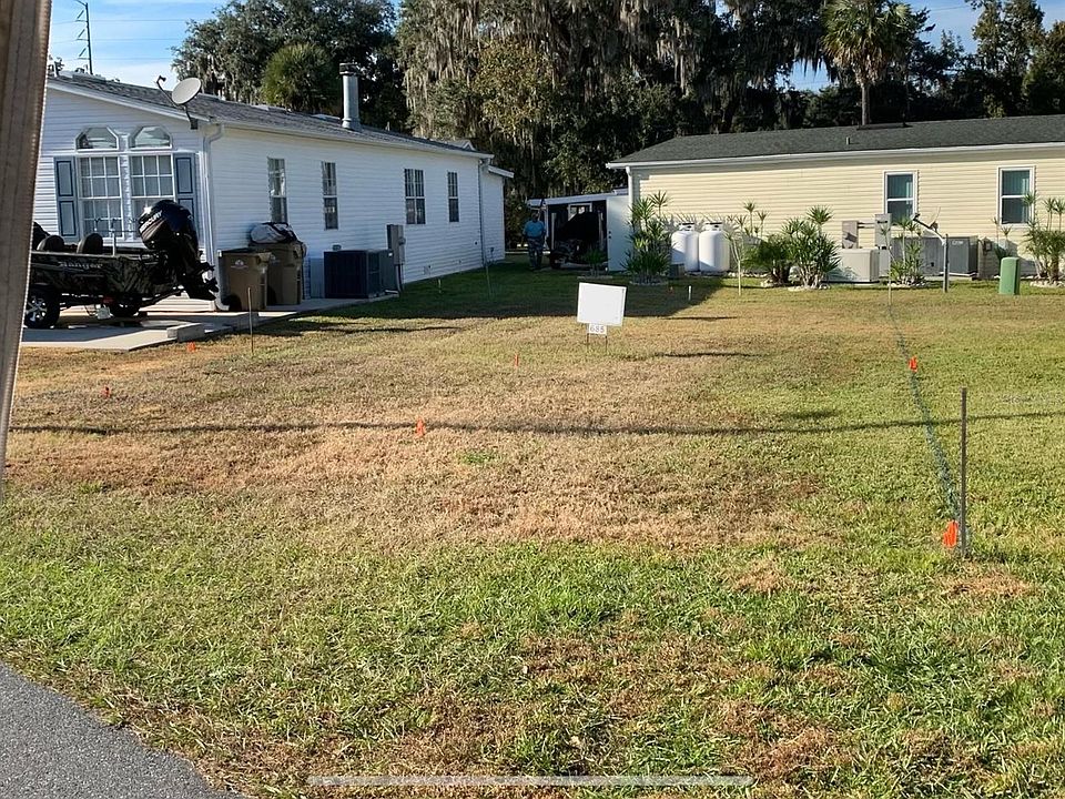 1st image of 685 Cindi Ave