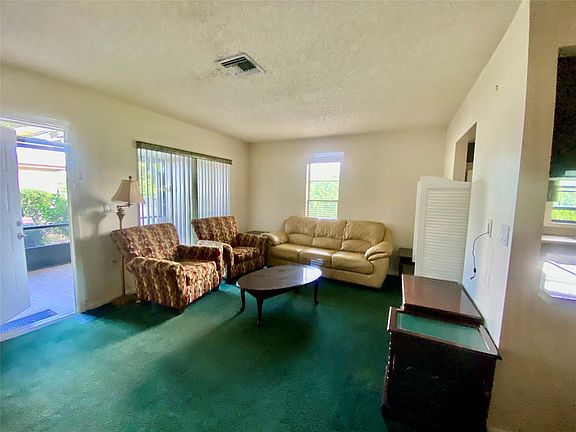 5th image of 4729 Vilabella Drive #4729